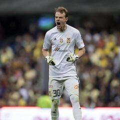 Miguel Ortega no descartaría salir de Tigres en búsqueda de minutos