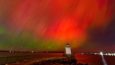 How long will the northern lights be visible in the United States in October?