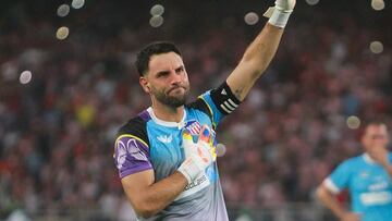 Sebastián Viera disputó su último partido con la camiseta de Junior, luego del partido de despedida con varios jugadores históricos del club.