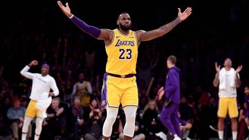 Un LeBron gigante (38+9+7) saca de un buen lío a los Lakers