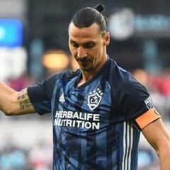 Zlatan, N'Zonzi y Florenzi suenan para ser compañeros de Mina