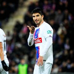 Soler y Bernat salvan al PSG de un apuro ante un tercera