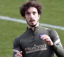 Vrsaljko vuelve al carril derecho para liberar a Llorente