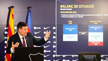 GRAFCAT5181. SANT JOAN DESPÍ (BARCELONA) (ESPAÑA), 18/10/2023.- El vicepresidente del área económica del FC Barcelona, Eduard Romeu, durante la presentación este miércoles en la Ciudad Deportiva Joan Gamper del cierre económico de la temporada 2022-2023 y el presupuesto del curso 2023-2024. EFE/ Enric Fontcuberta
