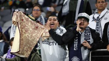 SAN DIEGO, CALIFORNIA - MARCH 01: Fans cheer during a game between the San Diego FC and the St. Louis City at Snapdragon Stadium on March 01, 2025 in San Diego, California. Sean M. Haffey/Getty Images/AFP (Photo by Sean M. Haffey / GETTY IMAGES NORTH AMERICA / Getty Images via AFP)