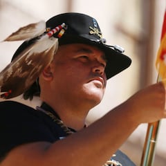 Are banks and grocery stores open on Columbus Day / Indigenous People Day 2024?