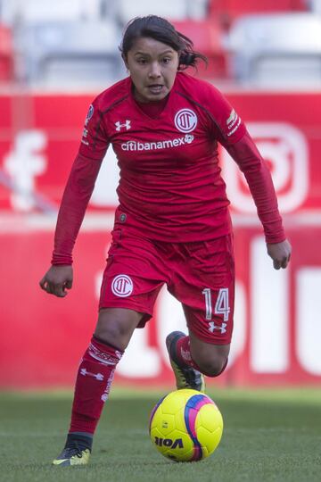 La subcampeona del mundo fue la creativa durante el torneo para Toluca, en los cuartos de final del Apertura se notó la ausencia de la volante, quien además de su buen trato con el balón sabe definir, pues logró hacer 5 anotaciones.