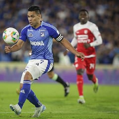 Radamel Falcao pudo ser el gran golpe del mercado chileno