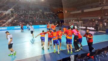 Dani Dujsebaev lleva a España
a la final del Mundial júnior