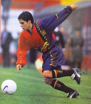 En 1997, Uni&oacute;n Espa&ntilde;ola se fue al descenso por primera vez en su historia con este modelo de camiseta.