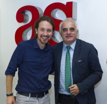 Pablo Iglesias junto a Pedro Pablo San Martín.