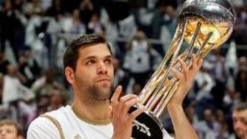 El Real Madrid ofreció la Copa a sus aficionados