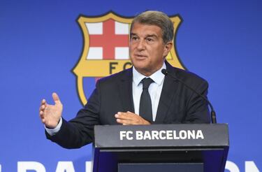 Laporta y el Barcelona huyen hacia delante