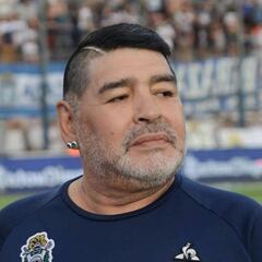 La Justicia autorizó las pericias a los celulares de Diego Maradona