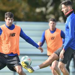 Beñat, listo para el Granada y Raúl García, entre algodones