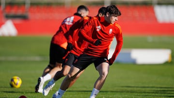 25/01/25
ENTRENAMIENTO
GRANADA Pablo Saenz