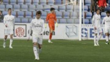 DESASTRE. El Castilla de Zidane quedó fuera de la pelea por el playoff de ascenso en la penúltima jornada y volverá a jugar en Segunda B...