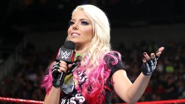 Alexa Bliss habla de su combate contra Ronda Rousey en Hell in a Cell.