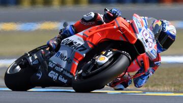 Dovizioso con la Ducati en Le Mans.