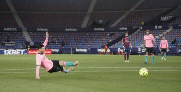 Messi marc¨® el 0-1.