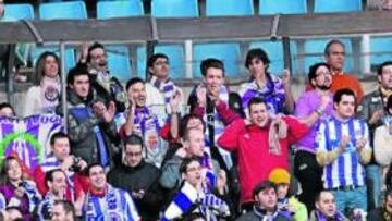 <b>SUFRIDORES. </b>La afición está nerviosa y vive con desazón la peliaguda situación por la que atraviesa el equipo esta temporada.