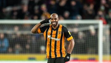 Estupiñán anota en el empate de Hull City