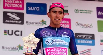 Juan Sebastián Molano inició en el ciclismo de pista y ganó medallas en el Campeonato Nacional de Ciclismo de Pista, Juegos Bolivarianos y en el Campeonato Panamericano. En el ciclismo de Ruta ha sumado múltiples victorias y actualmente corre para el UAE Team Emirates.