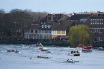 En hombres Cambridge consiguió su objetivo de romper la racha de tres victorias consecutivas de Oxford.