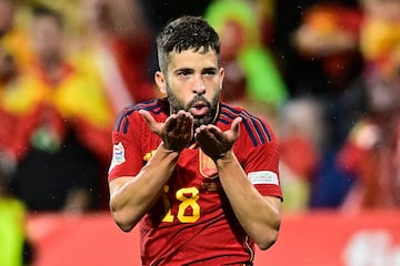 Jordi Alba marcó el 1-1 tras una gran jugada y un pase de Marco Asensio.