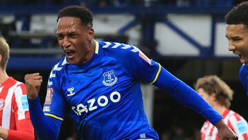 Yerry Mina, defensa colombiano del Everton