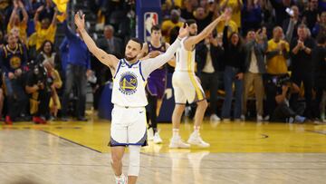 Los ajustes de Steve Kerr funcionaron a la perfección y los Warriors apabullaron a unos Lakers que duraron vivos hasta el descanso. 1-1 y a Los Ángeles.