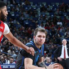 Doncic y sus Mavs flojean ante unos Pelicans aún sin Mirotic