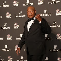 George Foreman, el boxeador cuya fortuna solo es superada por Mayweather