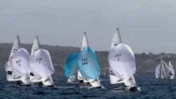 Los barcos de la clase 470, durante el Trofeo Princesa Sof&iacute;a disputado en la bah&iacute;a de Palma de Mallorca.