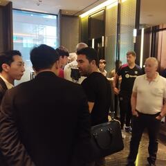 Deco ya está en Seúl junto al resto de la expedición del Barcelona