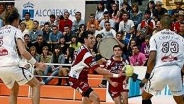 <b>RITMO. </b>Djukic trajo de cabeza a la defensa del Ciudad Real.