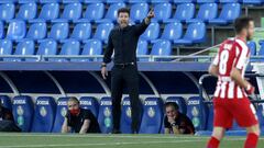 Simeone entrenando al Atl&eacute;tico