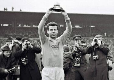 Masopust, Balón de Oro con sordina