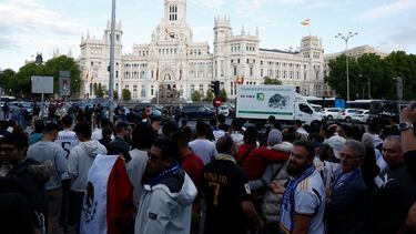 La afición del Madrid, en Cibeles.