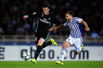 Bale beats Kevin Rodrigues of Real Sociedad before scoring Real Madrid's third