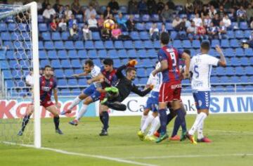 Partido Tenerife-Huesca.