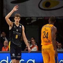 El argentino Nico Brussino cambia Tenerife por Zaragoza