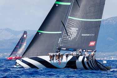 Todopoderoso American Magic en Puerto Portals