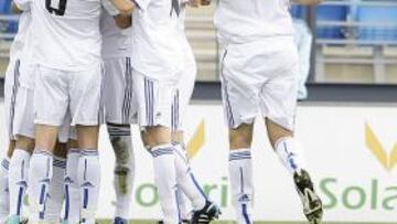 <b>BUEN MOMENTO. </b>Los jugadores del Castilla celebran un gol en el Di Stéfano.