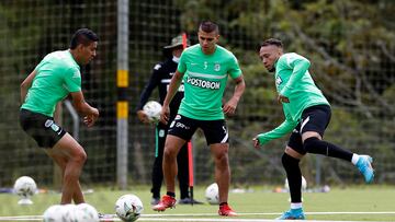 Jhon Duque se reintegró a los trabajos con Atlético Nacional.