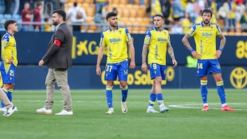 El Cádiz, durante el partido de la pasada temporada ante el Elche.