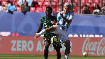 Argentina y Nigeria jugaron en el Nacional y tuvieron un astro mundial en las tribunas: este fue el resultado