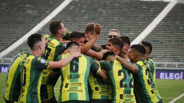 Aldosivi ganó, salió del descenso y privó a Lanús de la punta
