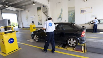 Ni Madrid ni Cataluña: esta es la comunidad con el precio medio más alto para pasar la ITV del coche, según la OCU