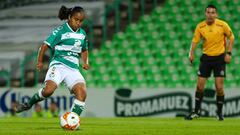 La juvenil de Santos Laguna ha brillado con el equipo de Torre&oacute;n, pero el camino no fue f&aacute;cil cuando era una ni&ntilde;a, pues su madre pensaba que el f&uacute;tbol era de hombres.